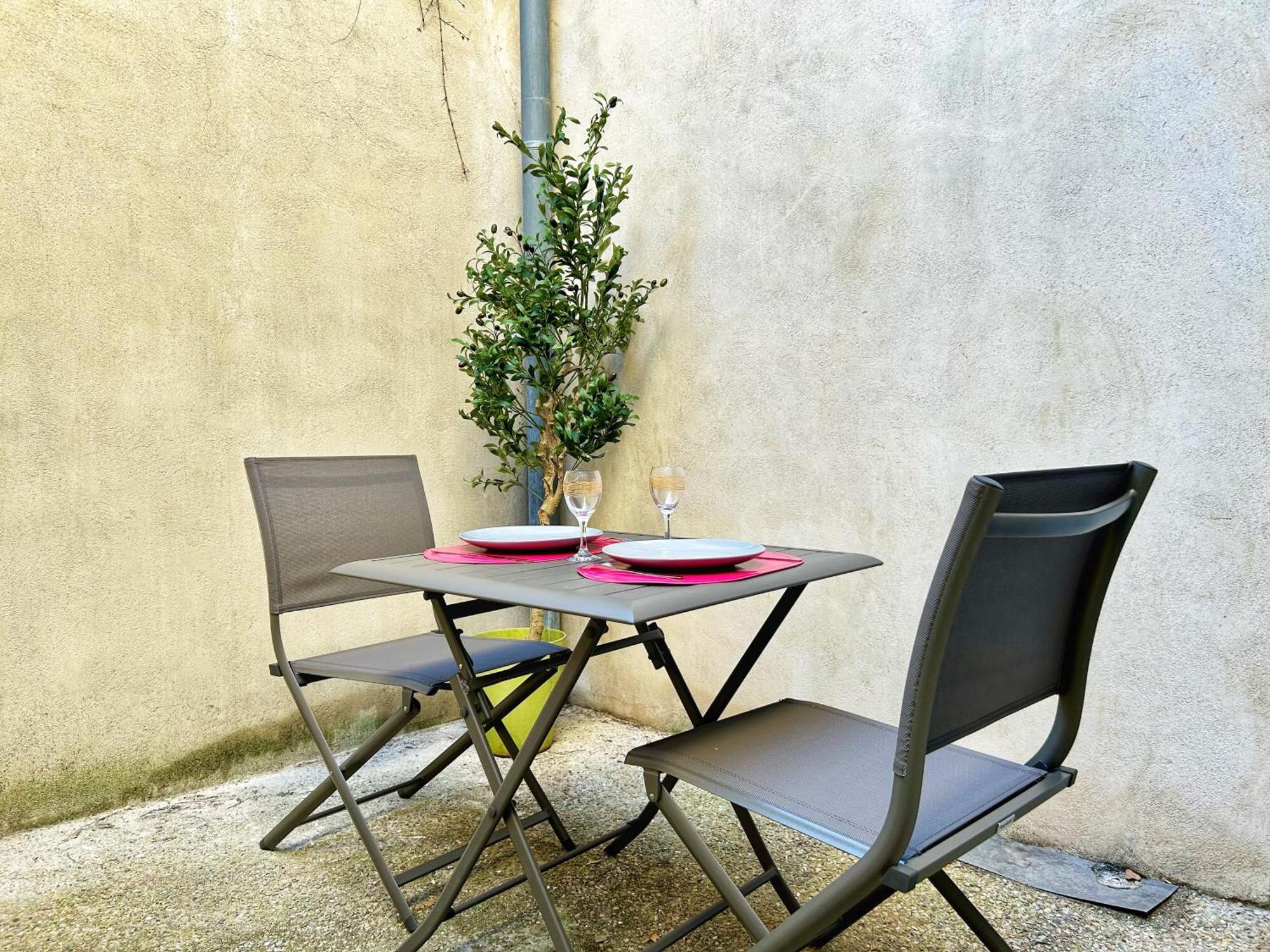 Cosy Ocre Apartment Arles Exterior foto